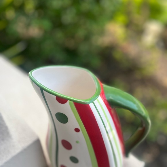 VGC Bella Casa by Ganz. Red Striped Pitcher, Green Handle Polka Dots 9" Holiday - Picture 4 of 10